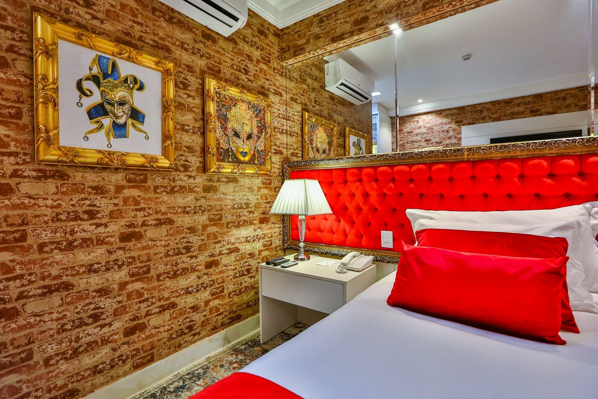 Golden Lis Hotel Boutique Goiânia Exteriér fotografie A room at the hotel