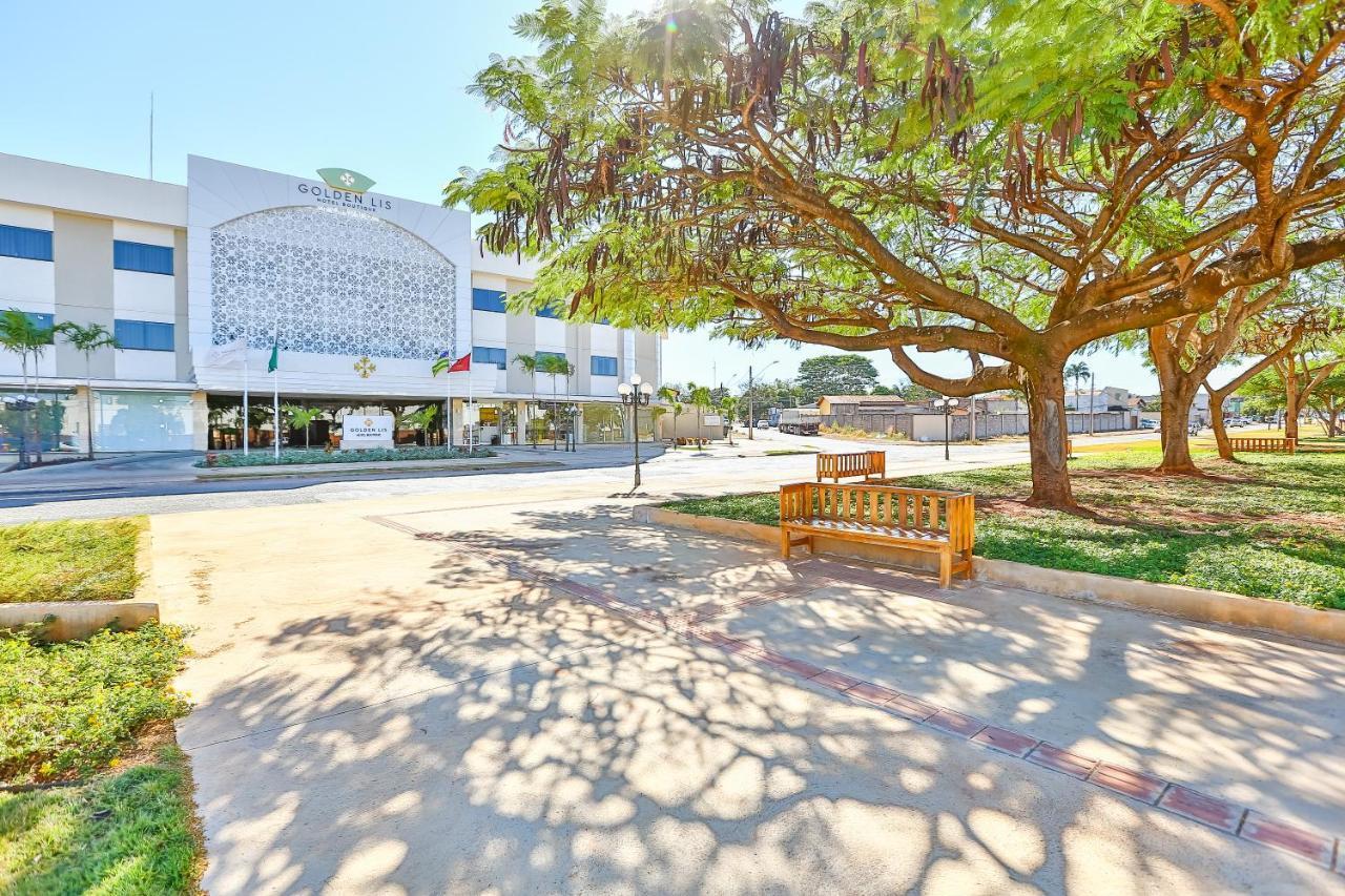 Golden Lis Hotel Boutique Goiânia Exteriér fotografie The main building of the university