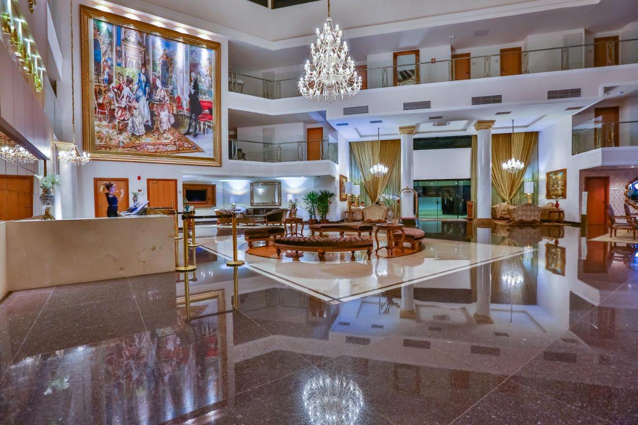 Golden Lis Hotel Boutique Goiânia Exteriér fotografie Lobby